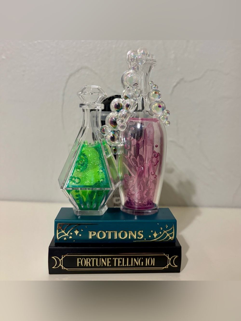 Bath & Body Works Potion on Books Projector Nightlight Wallflower Plug
